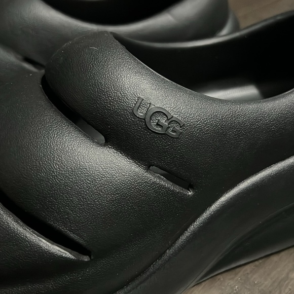 UGG Women K Sport Yeah Clog size 6 - Picture 6 of 10